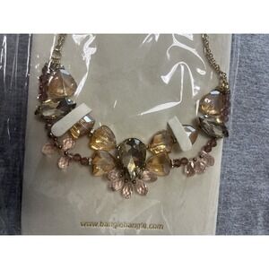 Amrita Singh Bib Necklace Champagne Flower Stones Gold Tone Bangle Bangle Open‎